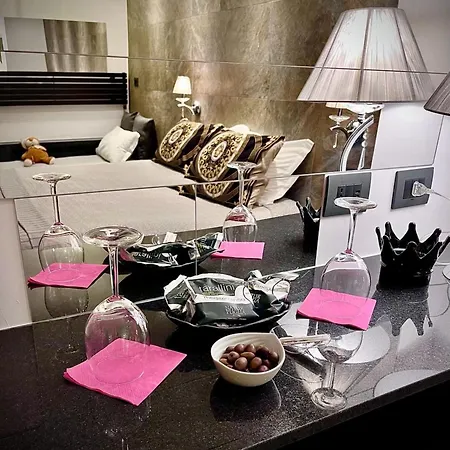 38 Apartment *
